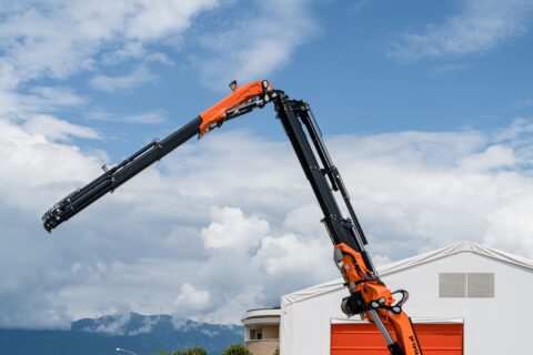 Hydrauliczny wysięgnik