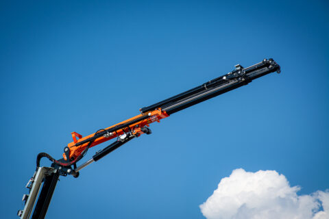 Hydrauliczny wysięgnik