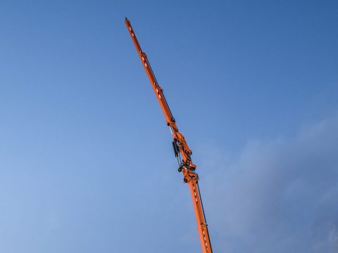 Wysięgnik hydrauliczny